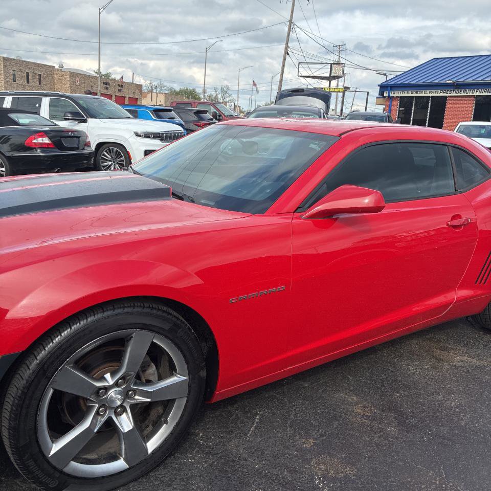 Used 2012 Chevrolet Camaro LS RWD image 4