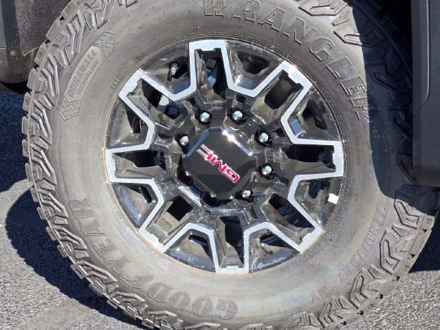 New 2026 GMC Sierra 2500 AT4X w/ LPO, Black Badging Package AWD/4WD image 14
