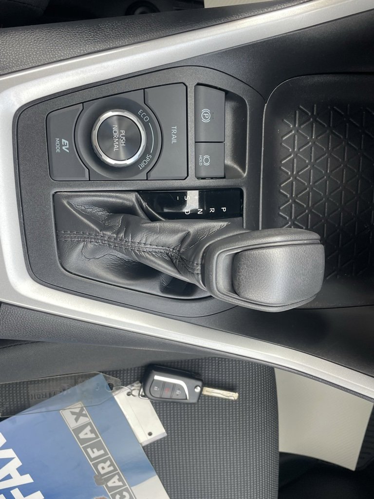Used 2024 Toyota RAV4 LE image 29