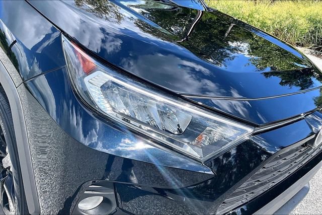 Used 2020 Toyota RAV4 XLE w/ All Weather Liner Package AWD/4WD image 35