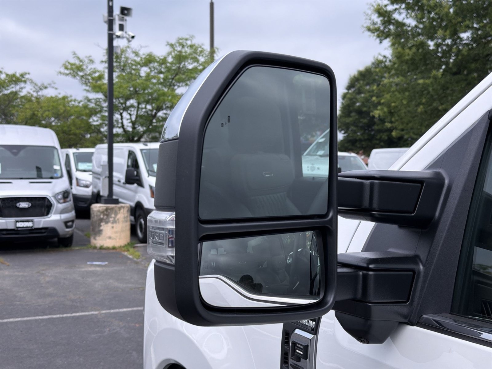 New 2026 Ford F350 Platinum w/ Platinum Plus Package AWD/4WD image 15