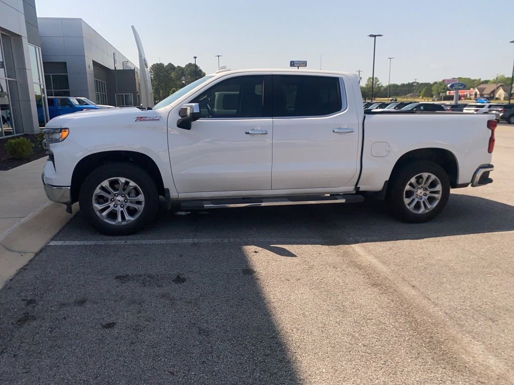 Used 2026 Chevrolet Silverado 1500 LTZ w/ LTZ Premium Package AWD/4WD image 2