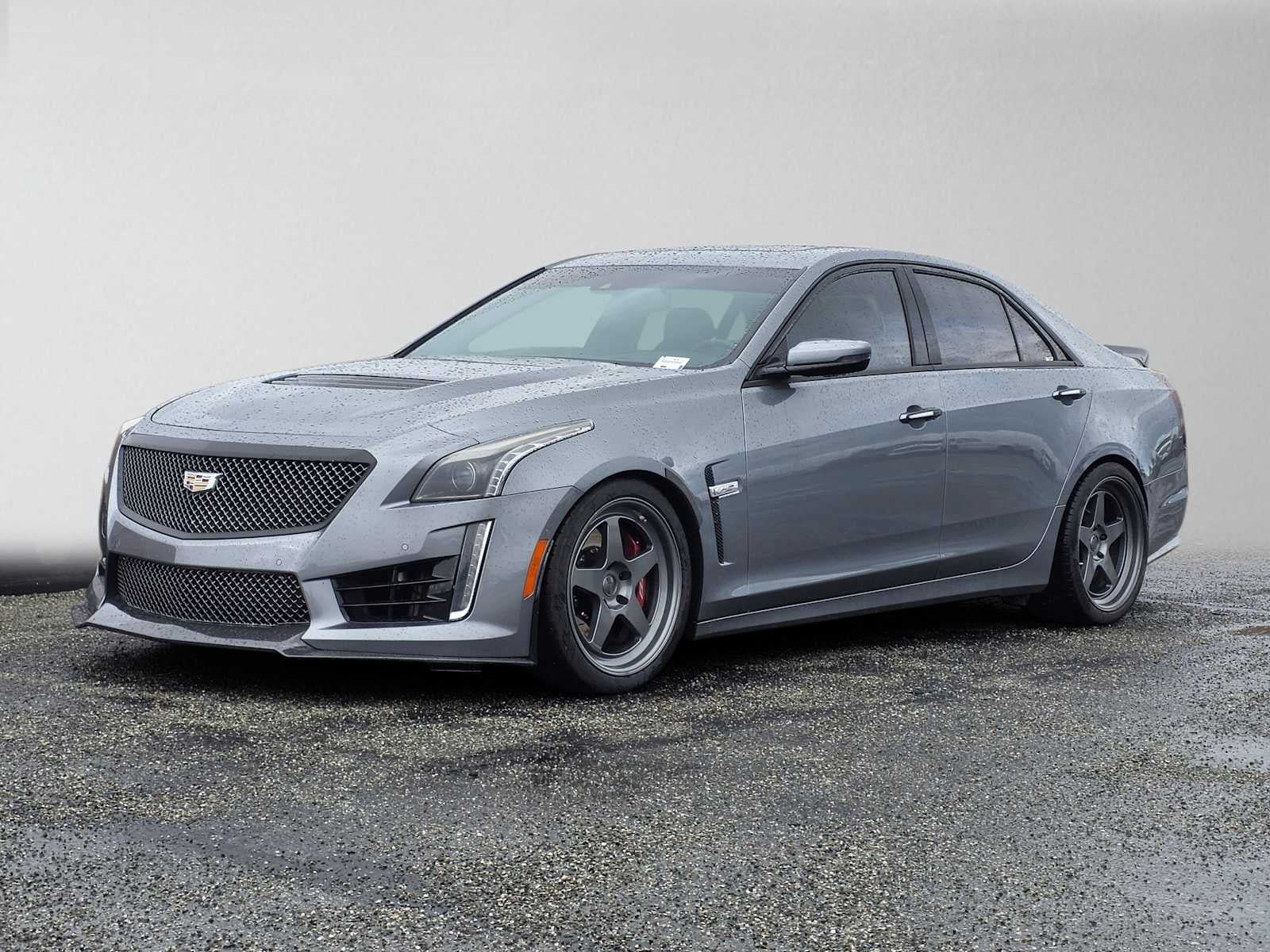 Used 2019 Cadillac CTS V w/ Carbon Fiber Package RWD image 7