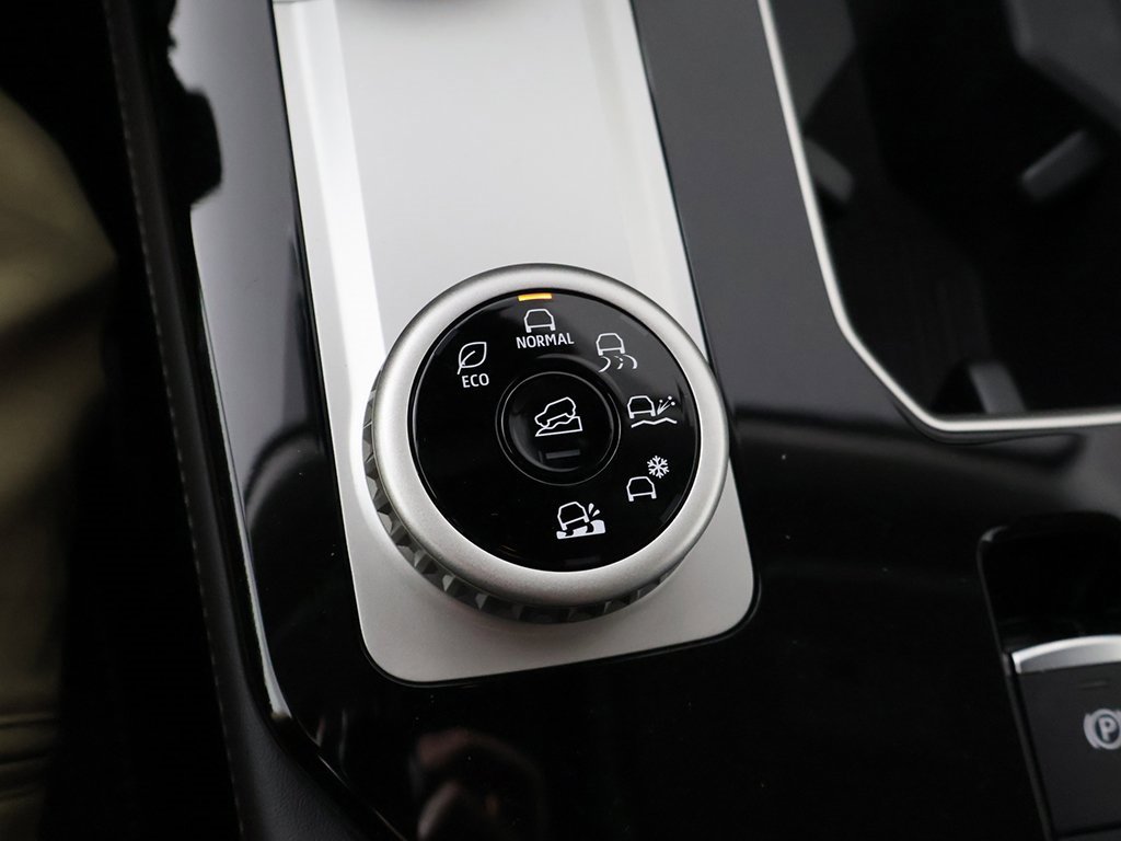 New 2025 Mitsubishi Outlander SE image 55