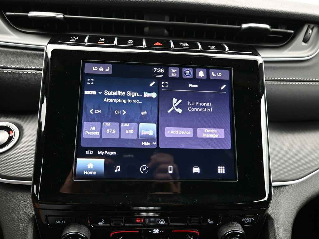 New 2025 Jeep Grand Cherokee L Laredo w/ Luxury Tech Group I image 28