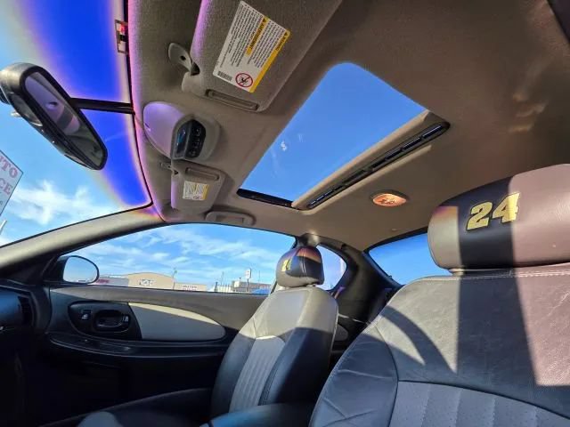 Used 2003 Chevrolet Monte Carlo SS FWD image 8