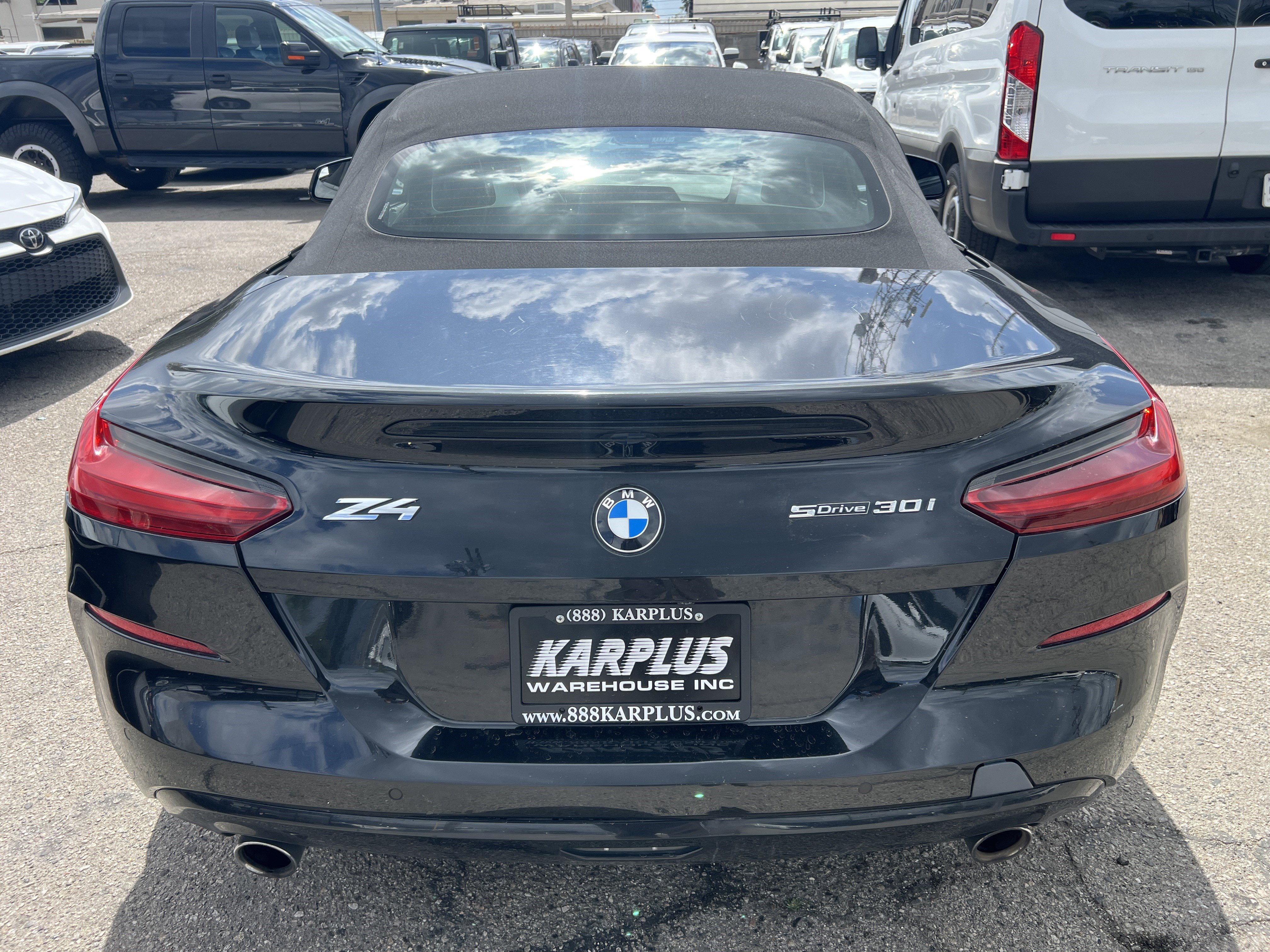 Used 2022 BMW Z4 sDrive30i w/ Driving Assistance Package image 11