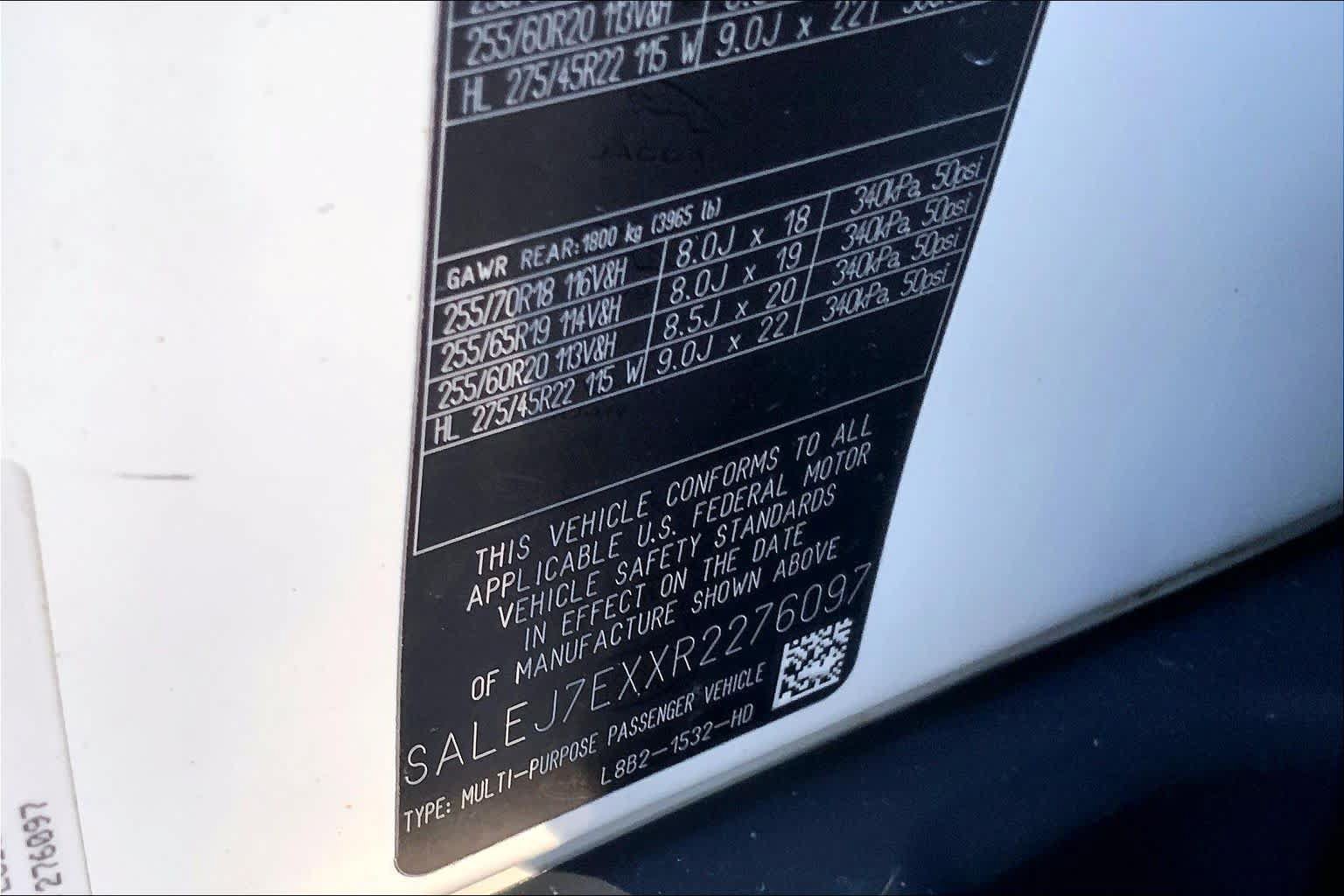 Used 2024 Land Rover Defender 110 S AWD/4WD image 29