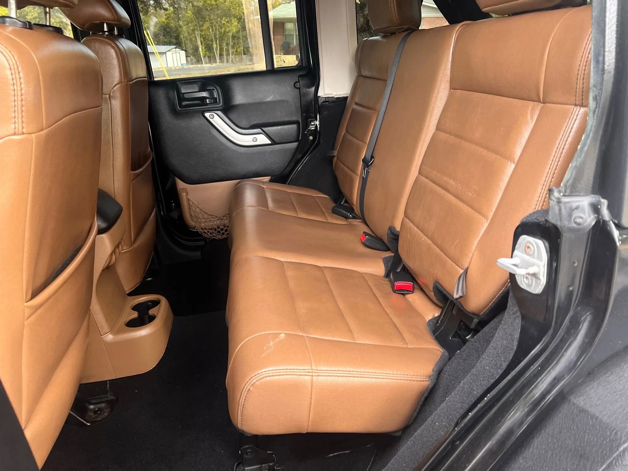 Used 2011 Jeep Wrangler Unlimited Sahara w/ Dual Top Group image 10