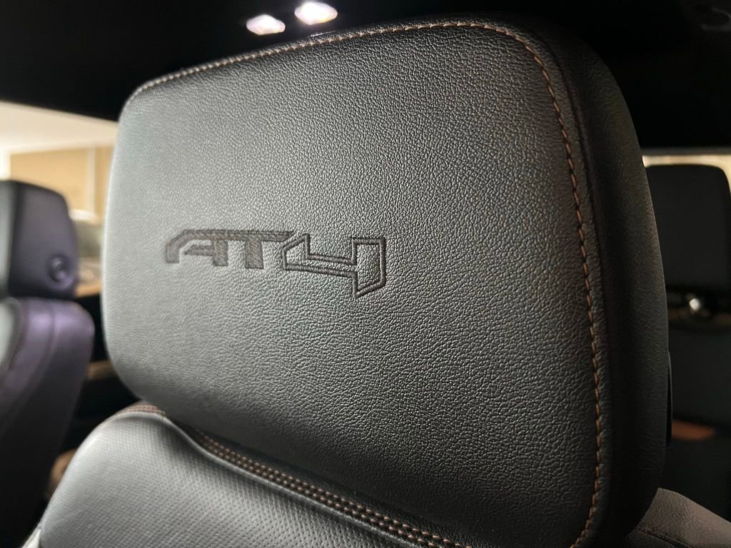 Used 2022 GMC Sierra 1500 AT4 w/ AT4 Premium Package image 15