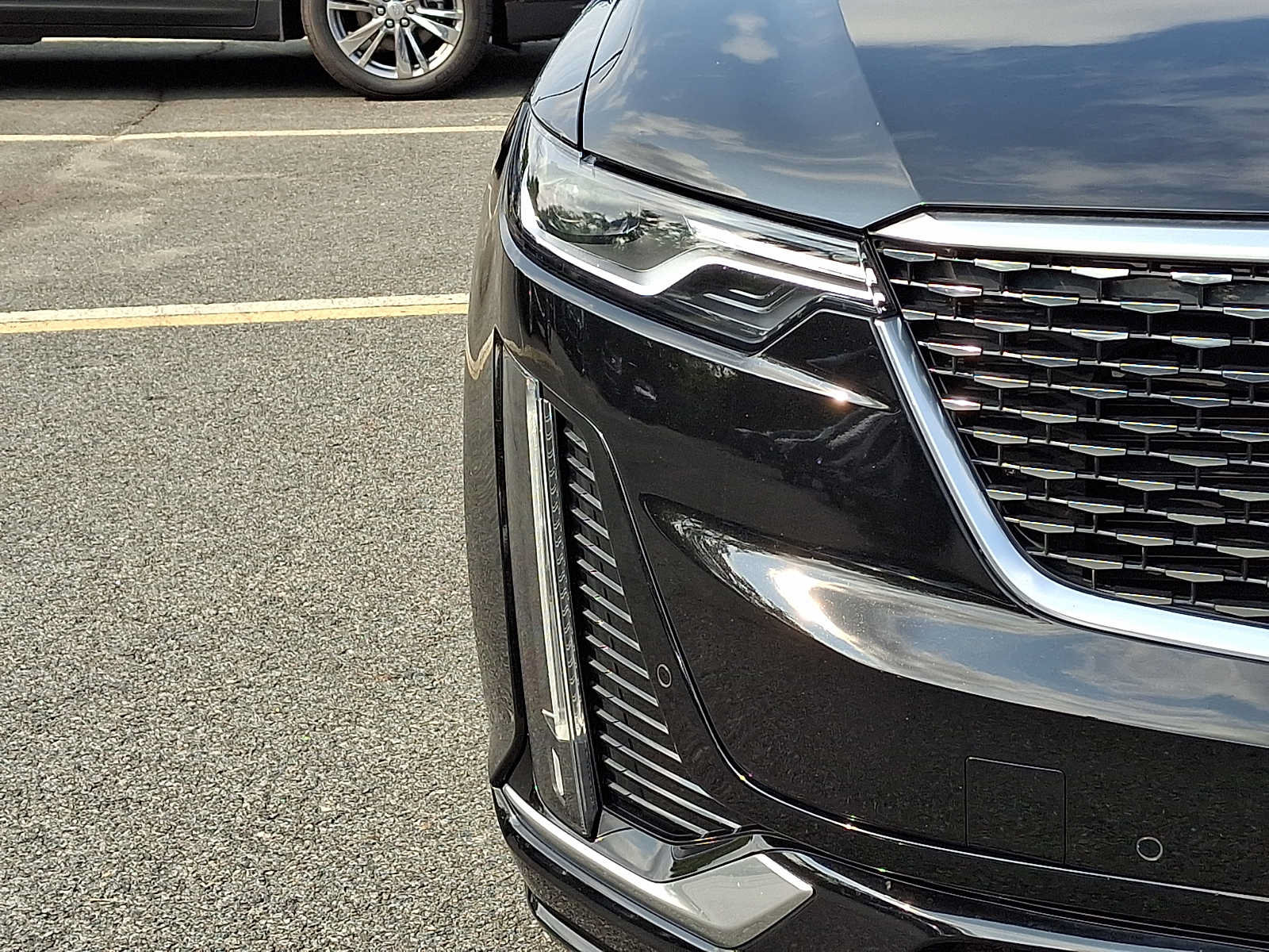 Used 2024 Cadillac XT6 Luxury AWD/4WD image 9