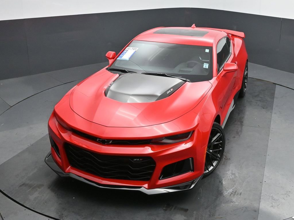 Used 2017 Chevrolet Camaro ZL1 image 39
