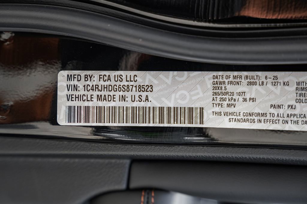 New 2025 Jeep Grand Cherokee Overland w/ Adv Protech Group III image 40