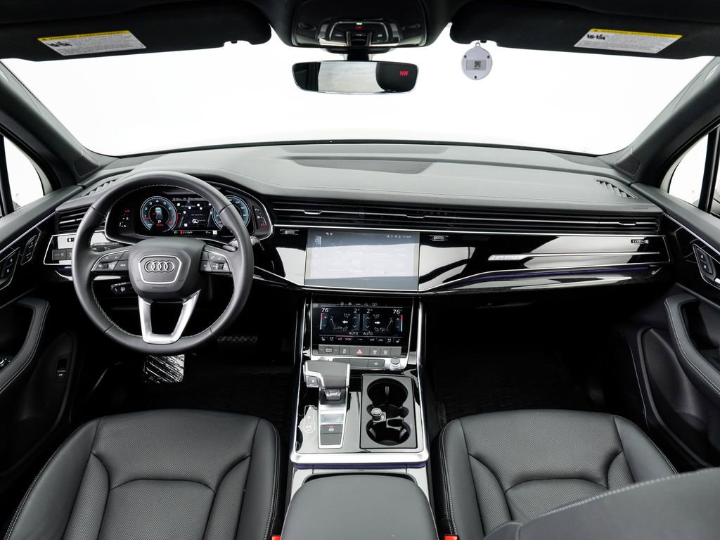 Certified 2025 Audi Q7 3.0T Premium Plus AWD/4WD image 19