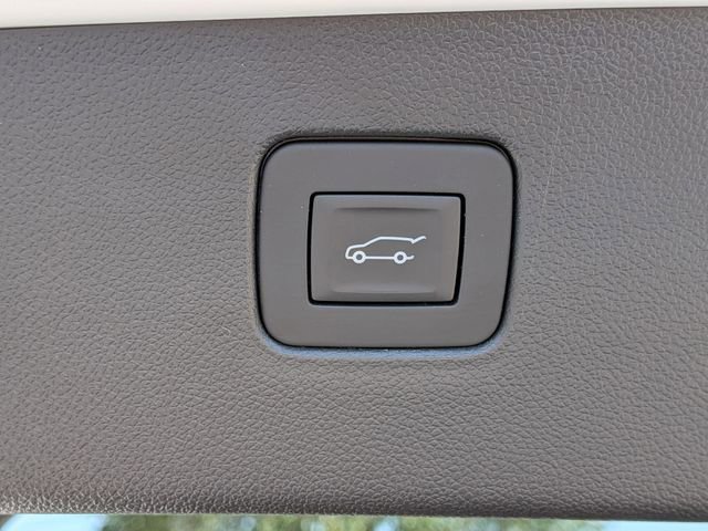 Used 2025 Buick Envista Sport Touring w/ Convenience I Package FWD image 33