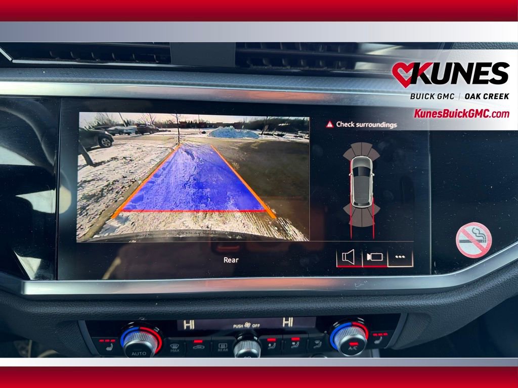 Used 2025 Audi Q3 2.0T Premium image 26