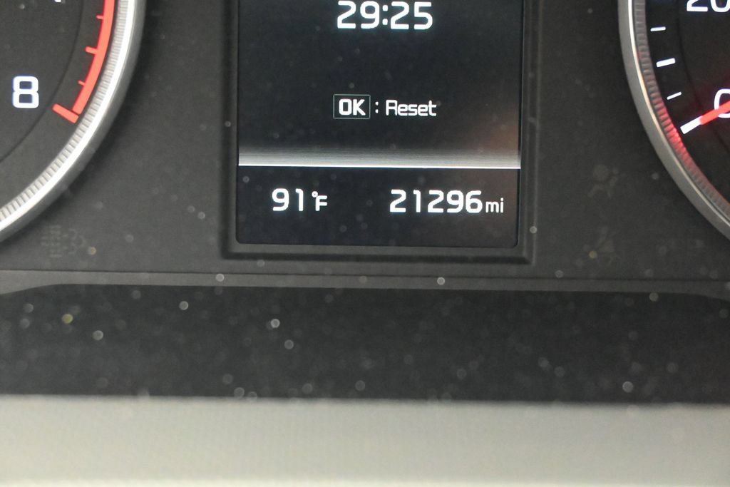 Used 2022 Kia K5 GT-Line FWD image 31