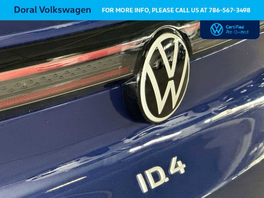 Certified 2022 Volkswagen ID.4 Pro S AWD/4WD image 10