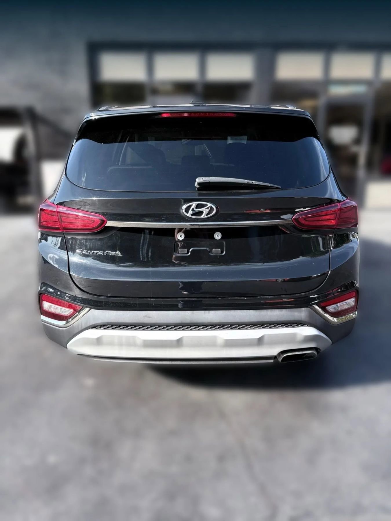 Used 2019 Hyundai Santa Fe SEL image 4