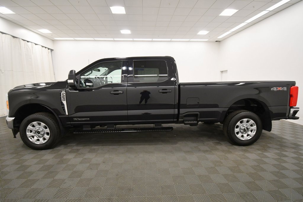 Used 2023 Ford F250 XLT image 4