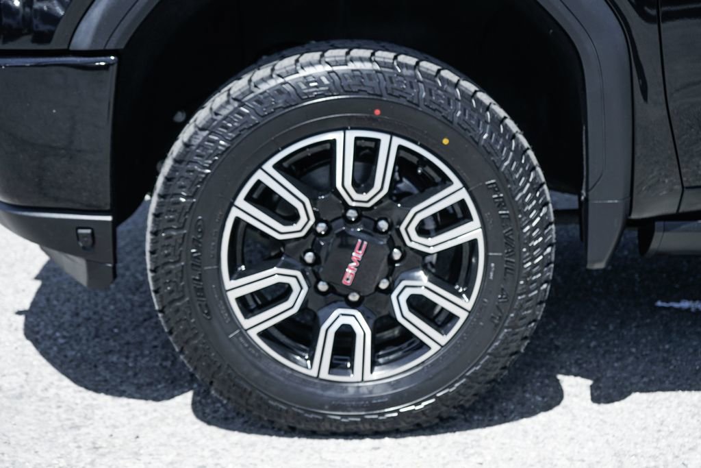 Used 2023 GMC Sierra 2500 AT4 AWD/4WD image 42