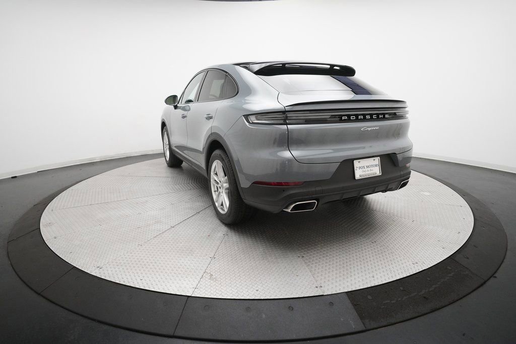 Certified 2026 Porsche Cayenne Coupe image 3