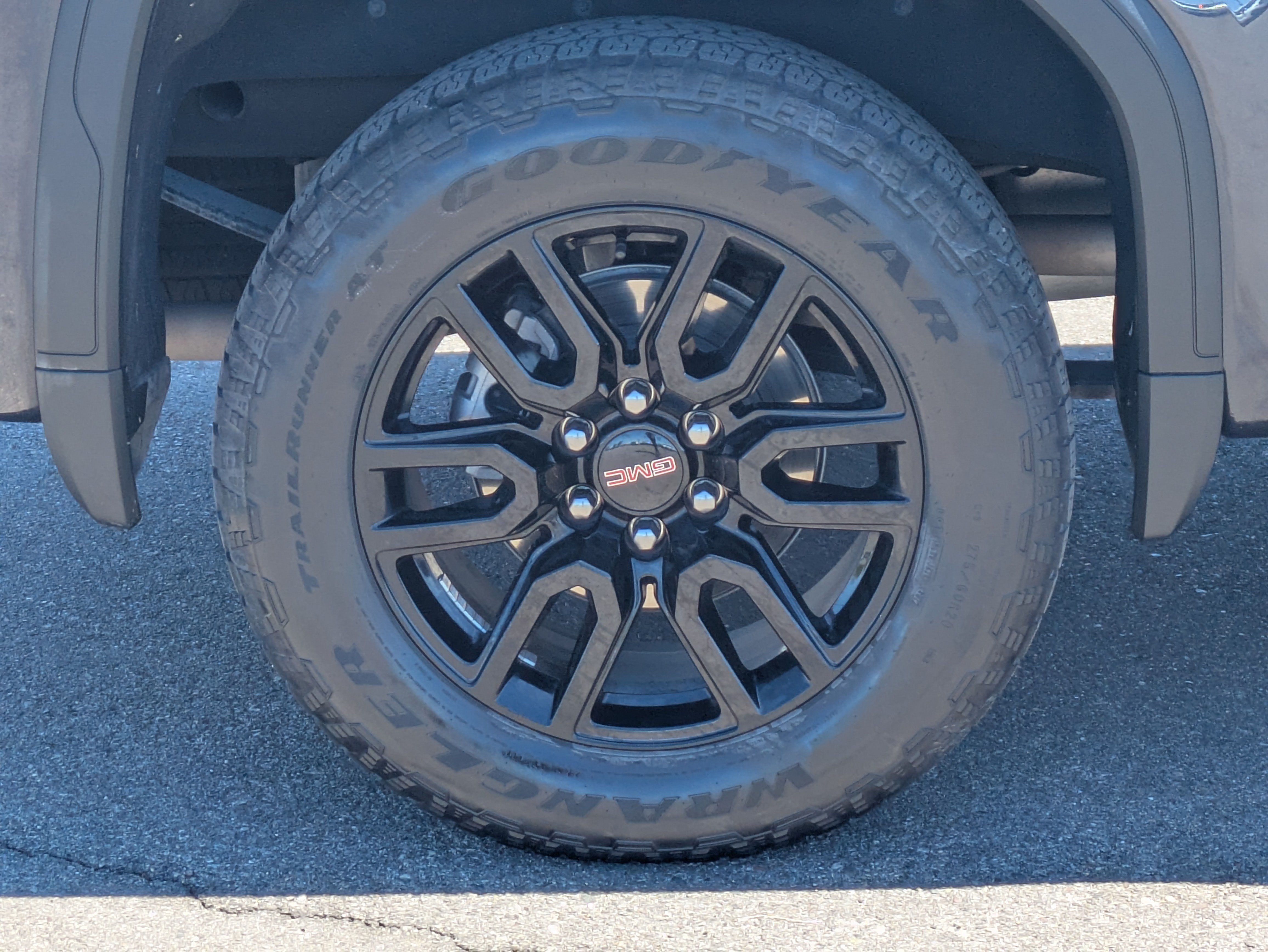 Used 2023 GMC Sierra 1500 Elevation AWD/4WD image 9