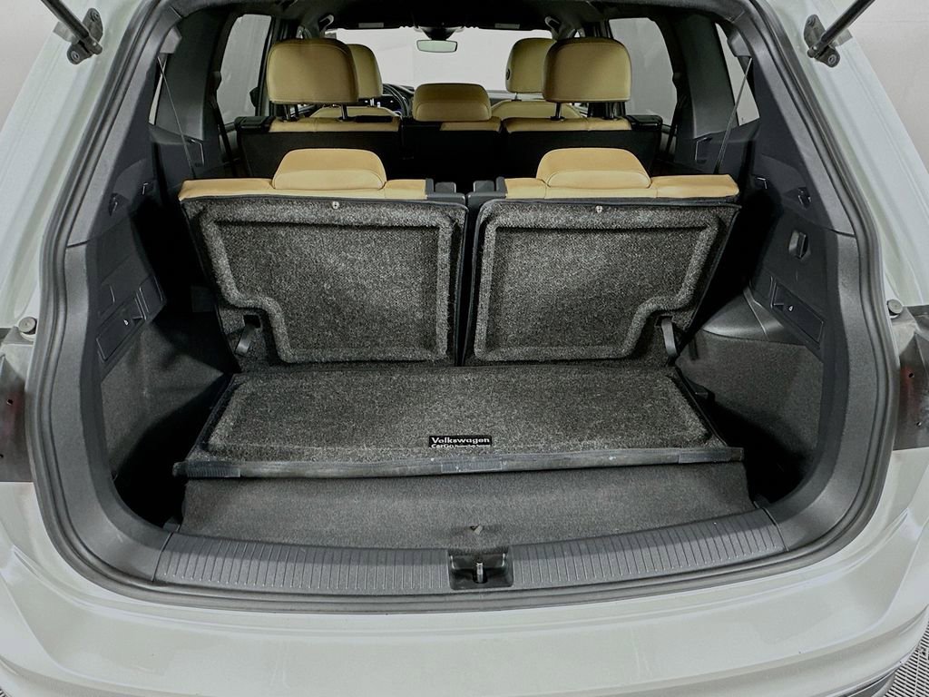 Used 2023 Volkswagen Tiguan SE image 25