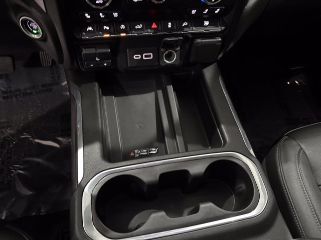 Used 2020 GMC Sierra 1500 SLT w/ SLT Premium Plus Package RWD image 18