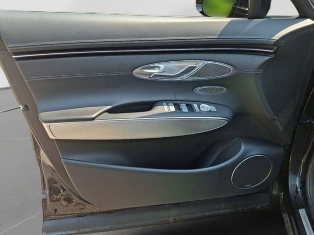 Used 2024 Genesis GV70 2.5T w/ Sport Prestige Package AWD/4WD image 14