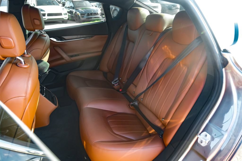 Used 2016 Maserati Quattroporte S RWD image 43