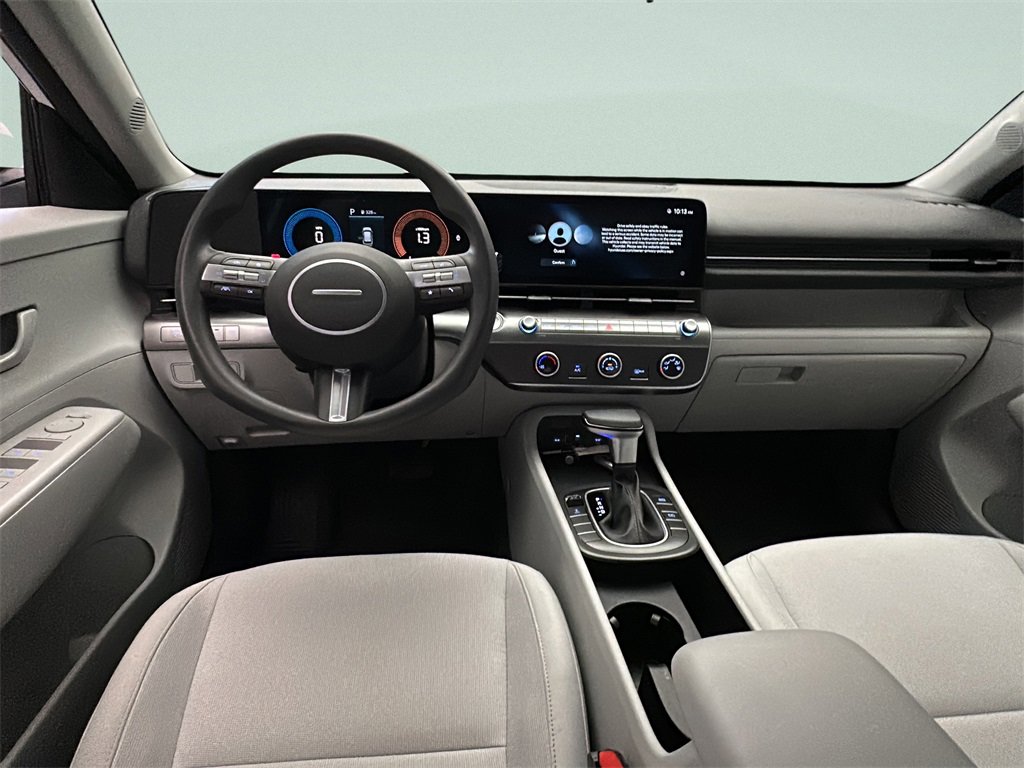 Certified 2025 Hyundai Kona SE image 19