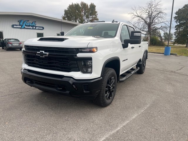 New 2026 Chevrolet Silverado 2500 Custom w/ Custom Value Package image 2