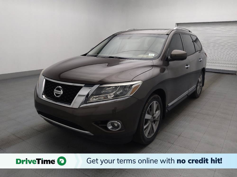 Used 2015 Nissan Pathfinder Platinum w/ Family Entertainment Package FWD image 1