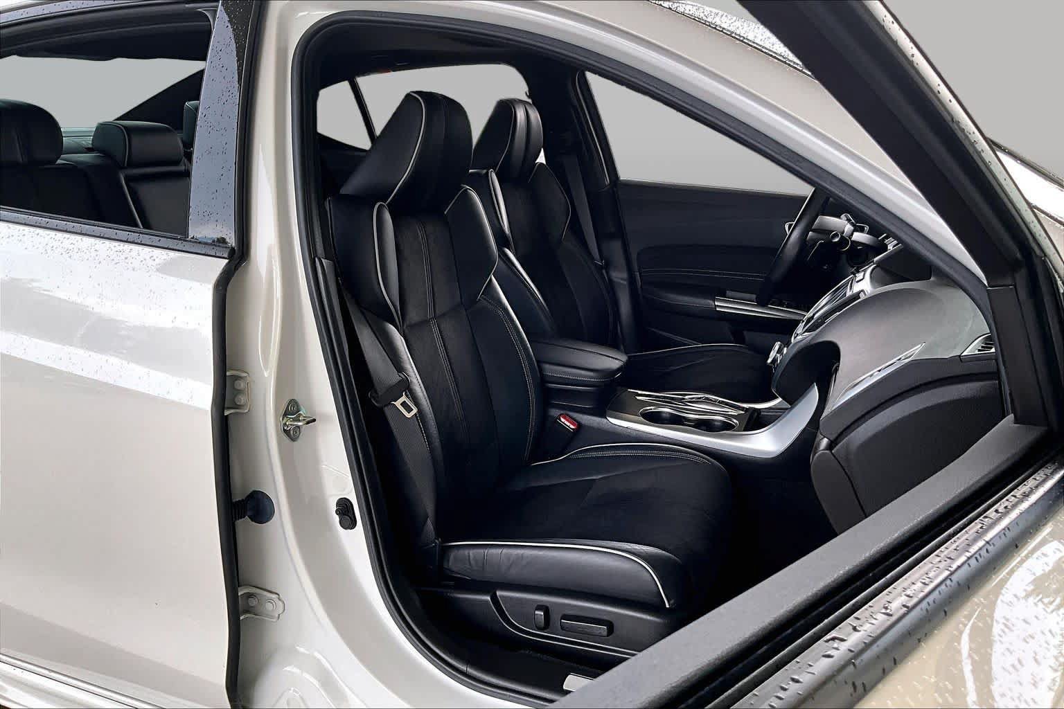 Used 2020 Acura TLX w/ Technology & A-SPEC Package FWD image 8