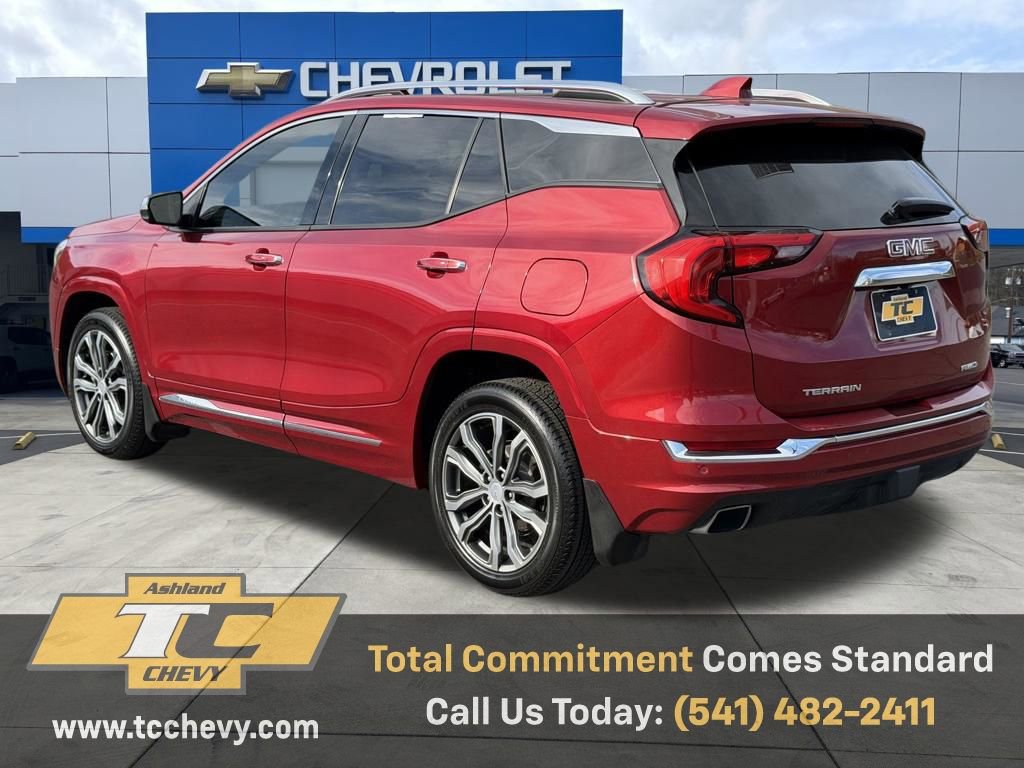 Used 2019 GMC Terrain Denali w/ Advanced Safety Package image 3