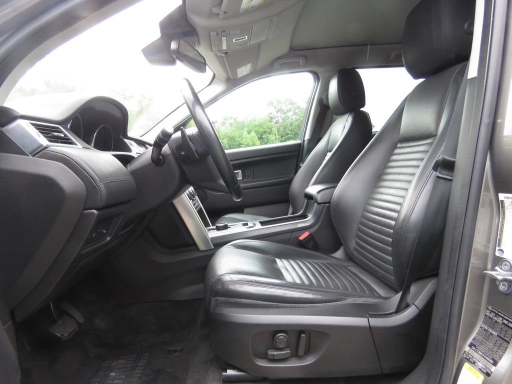 Used 2017 Land Rover Discovery Sport HSE Luxury AWD/4WD image 10