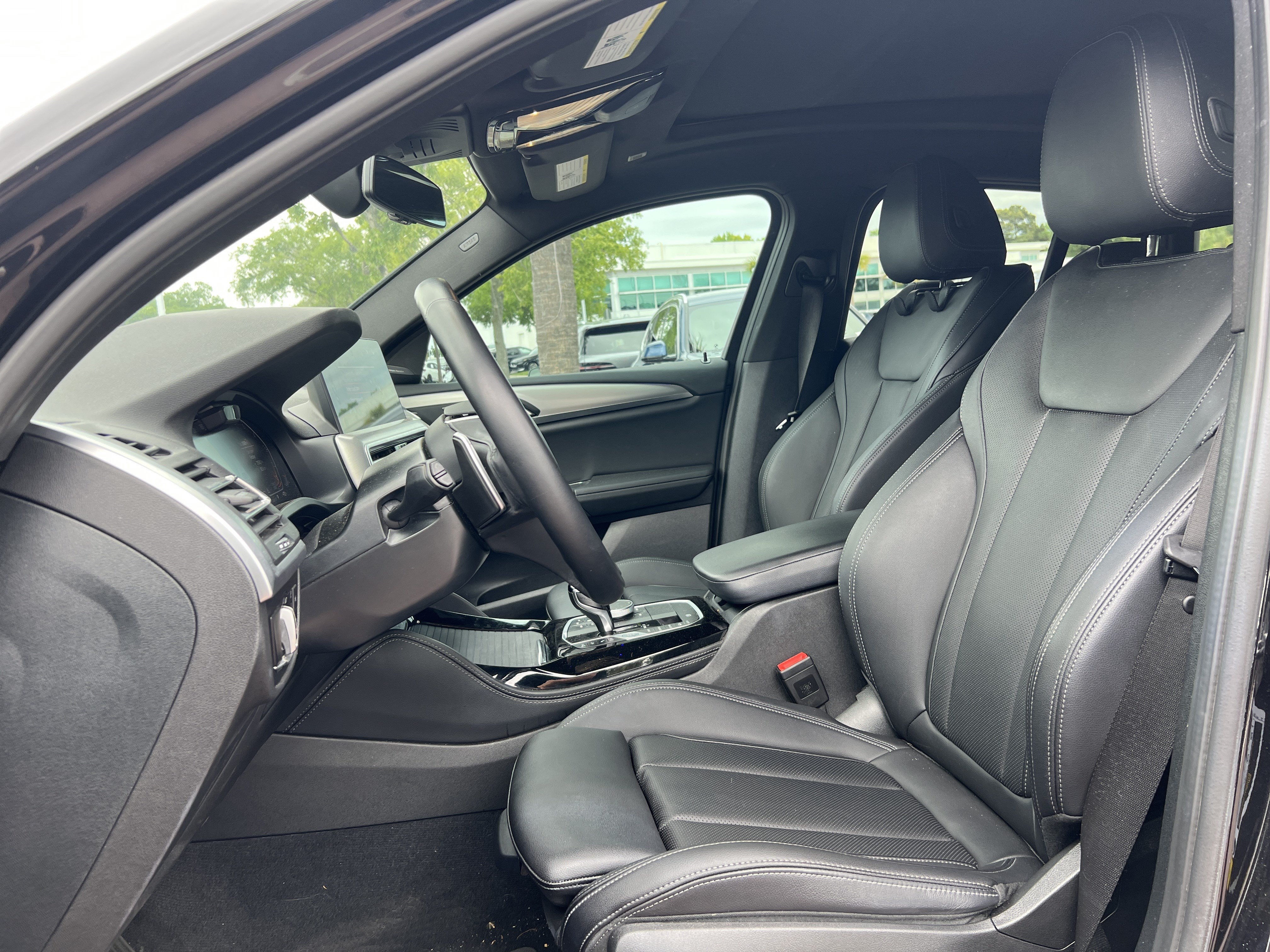 Certified 2023 BMW X4 xDrive30i w/ Premium Package AWD/4WD image 16