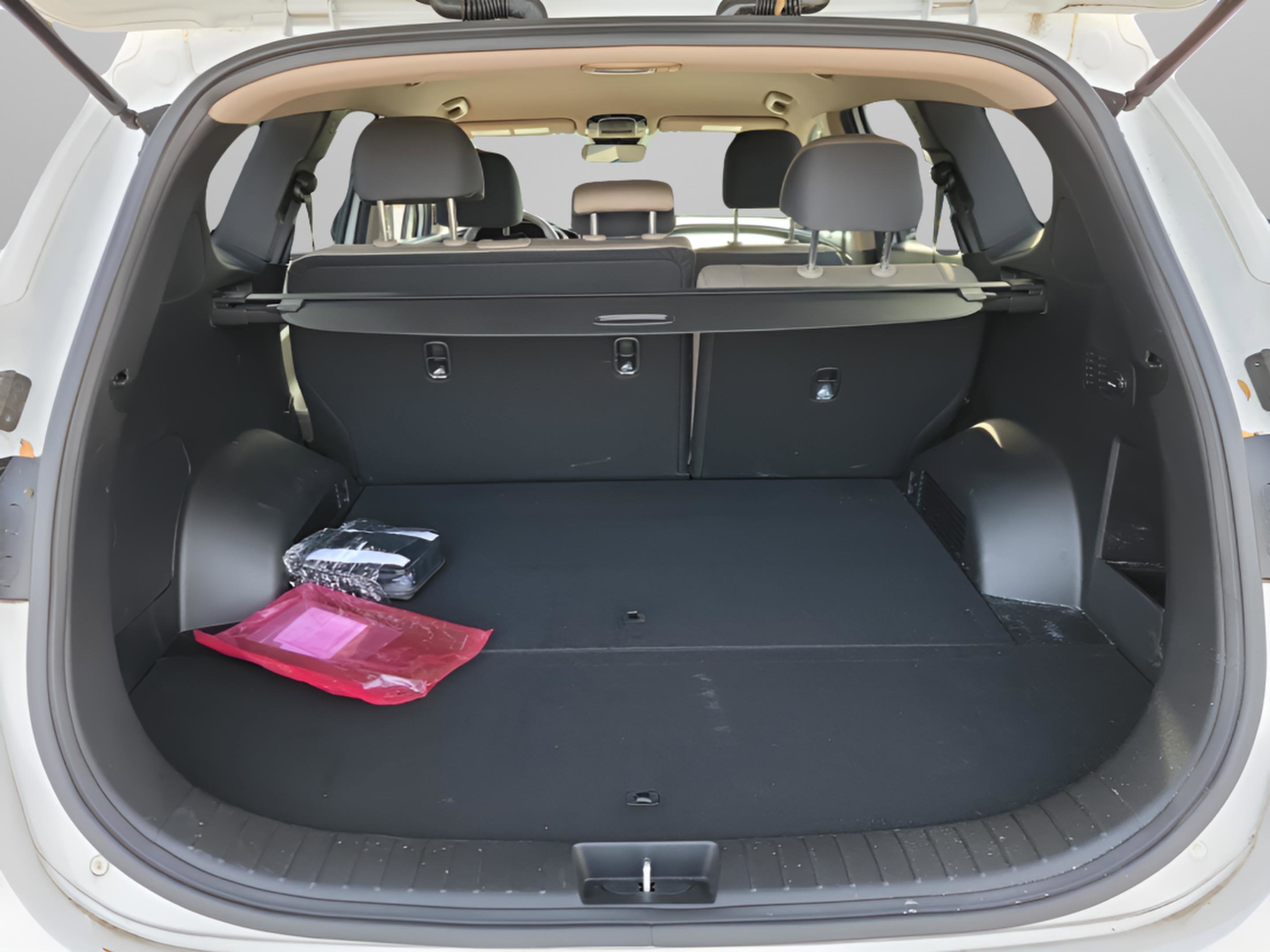 Certified 2023 Hyundai Santa Fe SE image 7