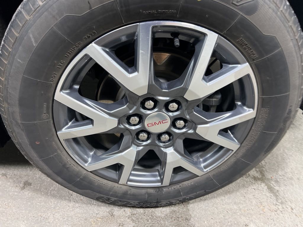 Used 2023 GMC Acadia SLT image 41