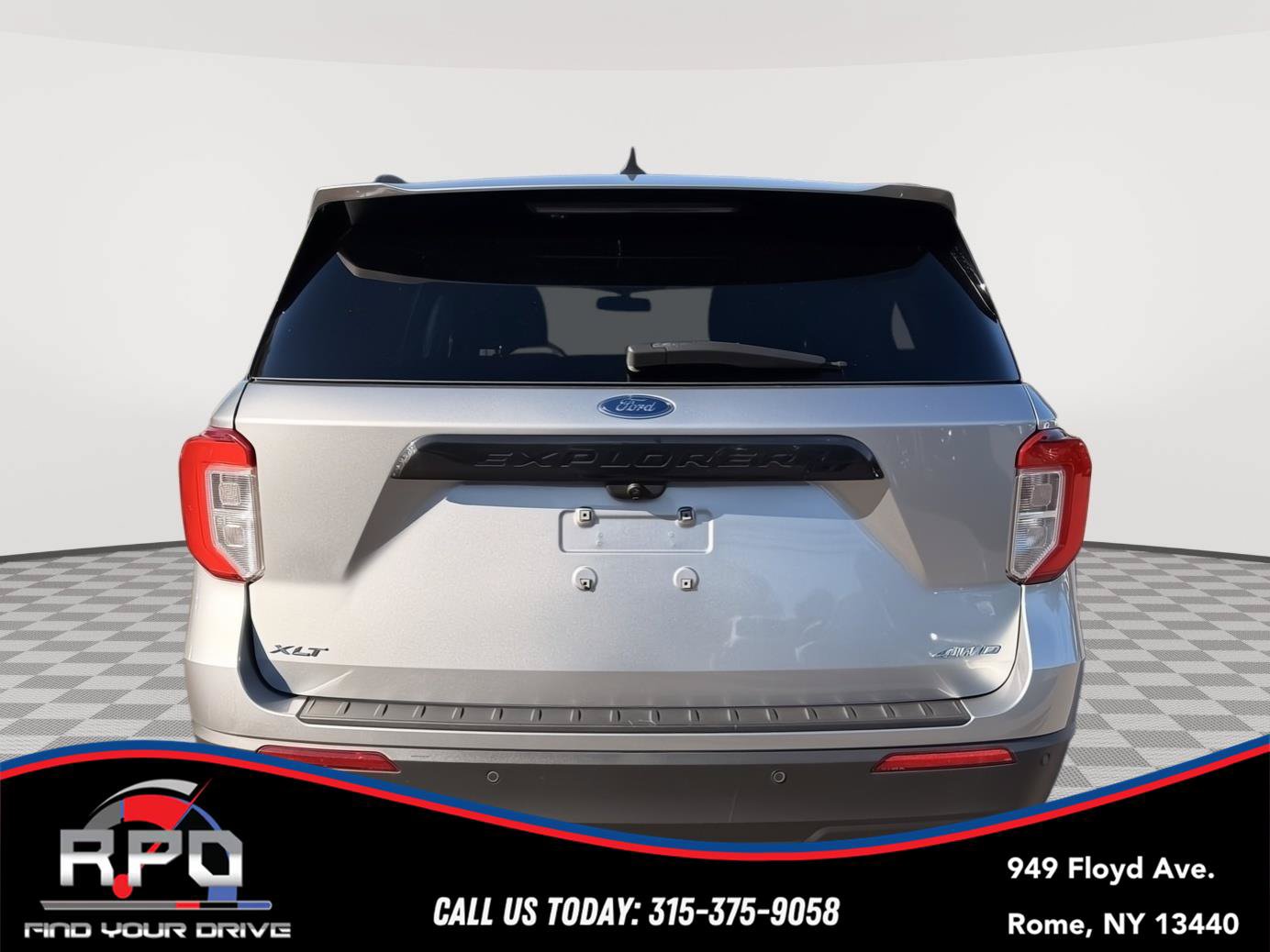 Used 2022 Ford Explorer XLT AWD/4WD image 4