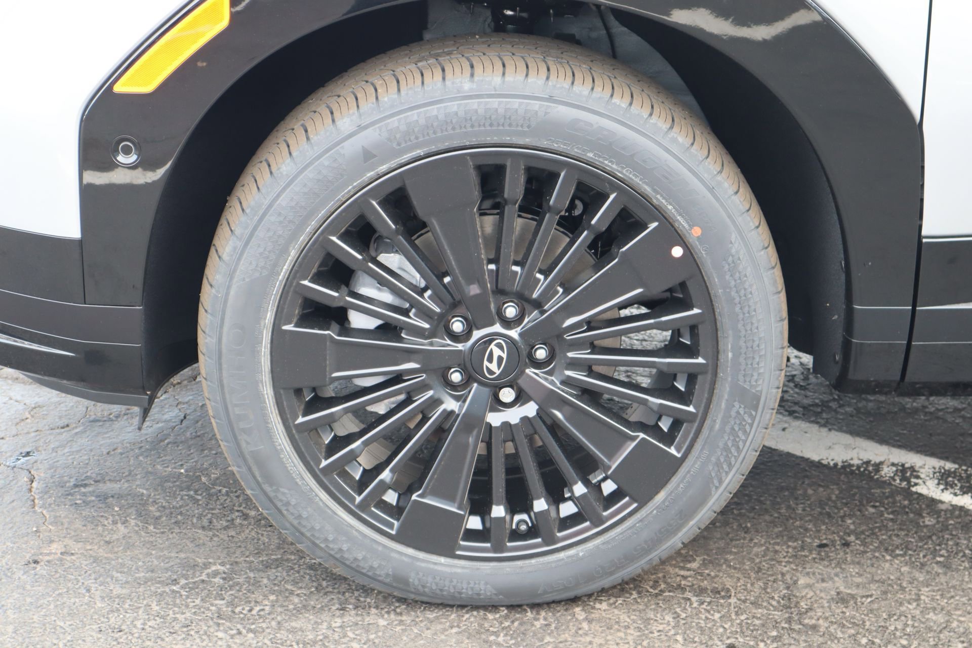 New 2025 Hyundai Santa Fe Calligraphy image 4