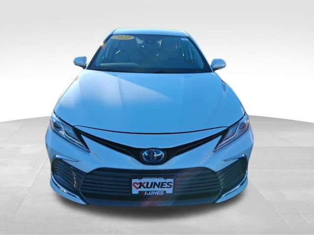 Used 2022 Toyota Camry XLE w/ Cold Weather Package image 13