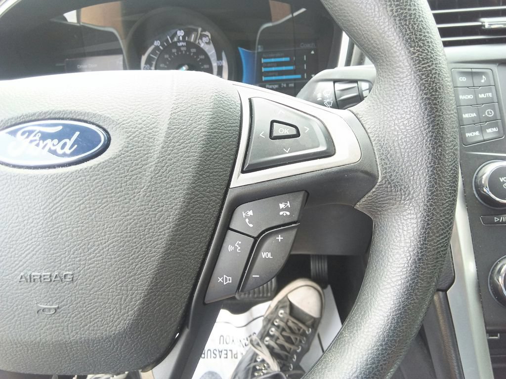 Used 2018 Ford Fusion S FWD image 26