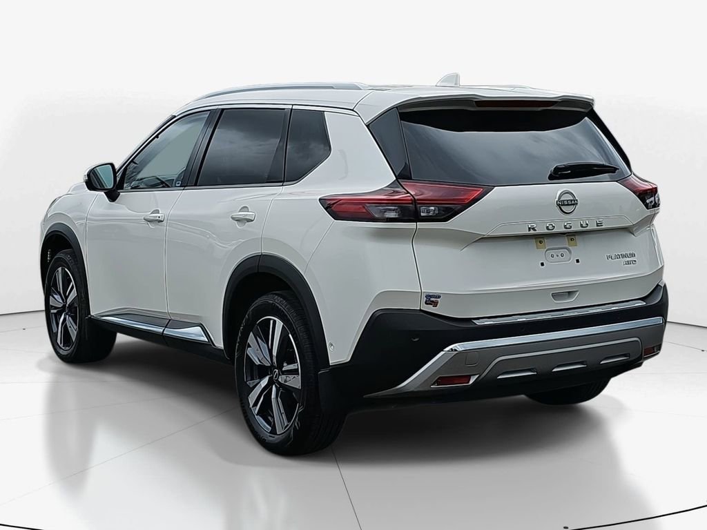 Used 2023 Nissan Rogue Platinum w/ Platinum Premium Package image 7