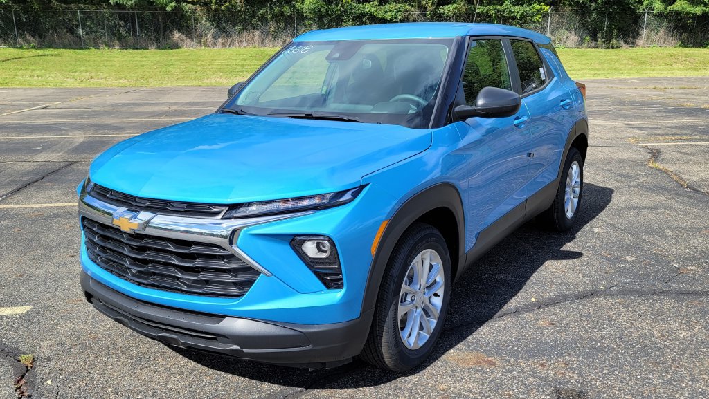 New 2026 Chevrolet TrailBlazer LS w/ LS Convenience Package FWD image 3