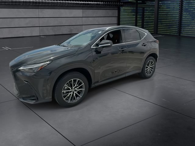 Used 2025 Lexus NX 250 FWD w/ Towing Package (2000 Lbs) image 4