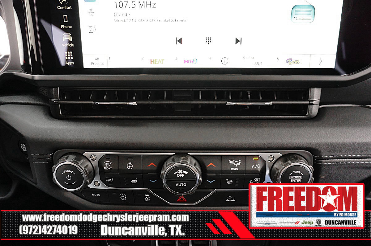 New 2026 Jeep Gladiator Sport AWD/4WD image 22