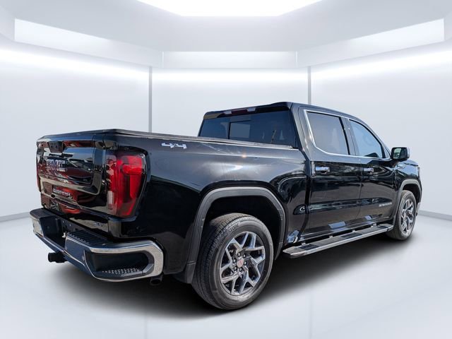 Used 2022 GMC Sierra 1500 SLT w/ SLT Premium Plus Package AWD/4WD image 3