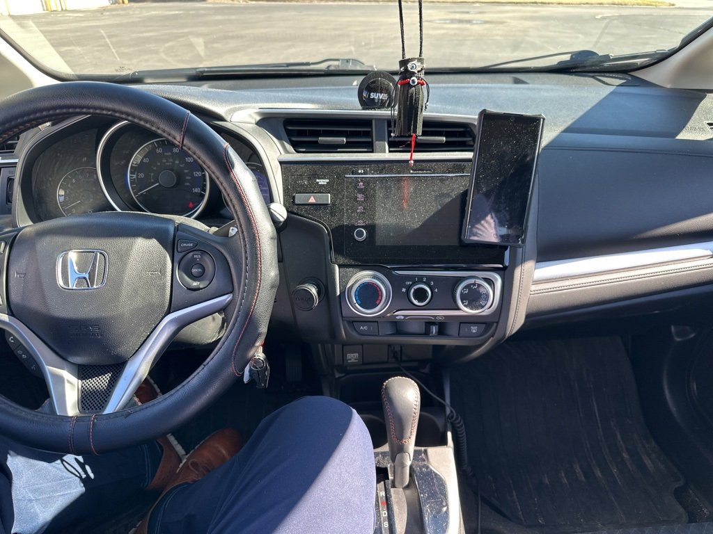 Used 2018 Honda Fit Sport image 9